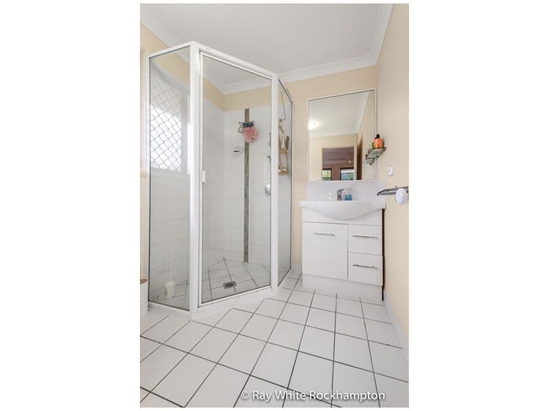 8 Red Gum Court, NORMAN GARDENS QLD 4701, Norman Gardens - Thumbnail 8