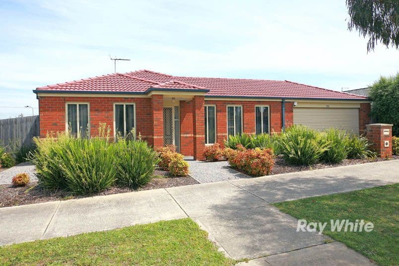 231 Monahans Road, CRANBOURNE VIC 3977, Cranbourne West - Thumbnail 2