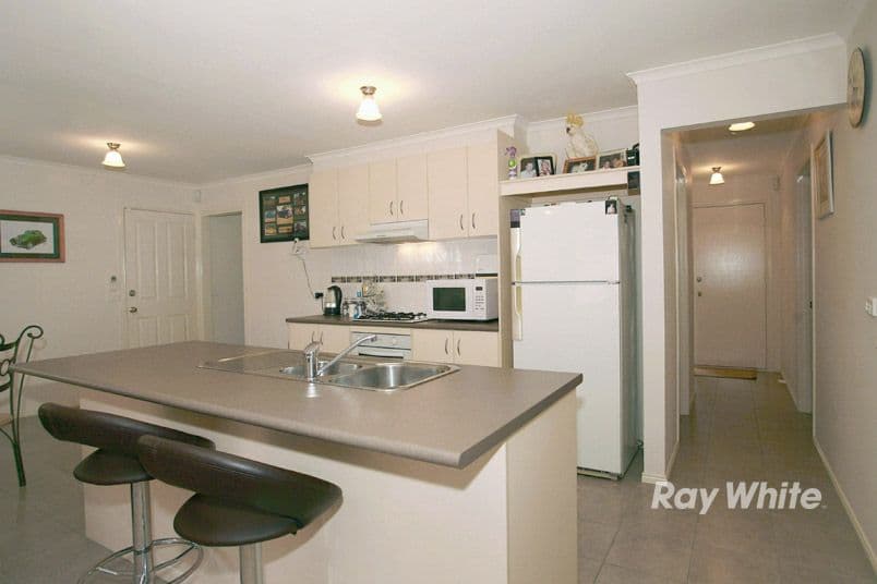 231 Monahans Road, CRANBOURNE VIC 3977, Cranbourne West - Thumbnail 3