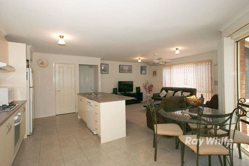 231 Monahans Road, CRANBOURNE VIC 3977, Cranbourne West - Thumbnail 5