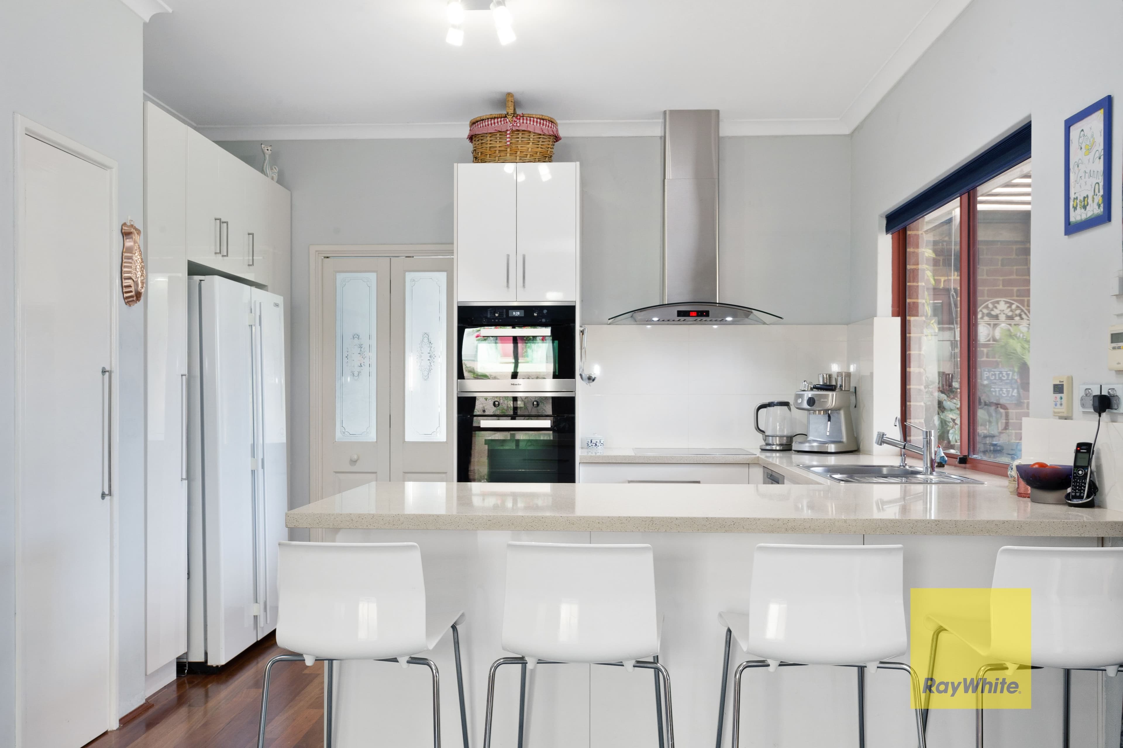 8 Earls Court, Mount Claremont WA 6010, Mount Claremont - Thumbnail 3