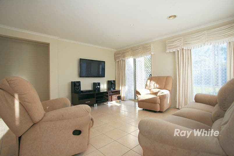 47 Briarcrest Drive, CRANBOURNE EAST VIC 3977, Cranbourne East - Thumbnail 4