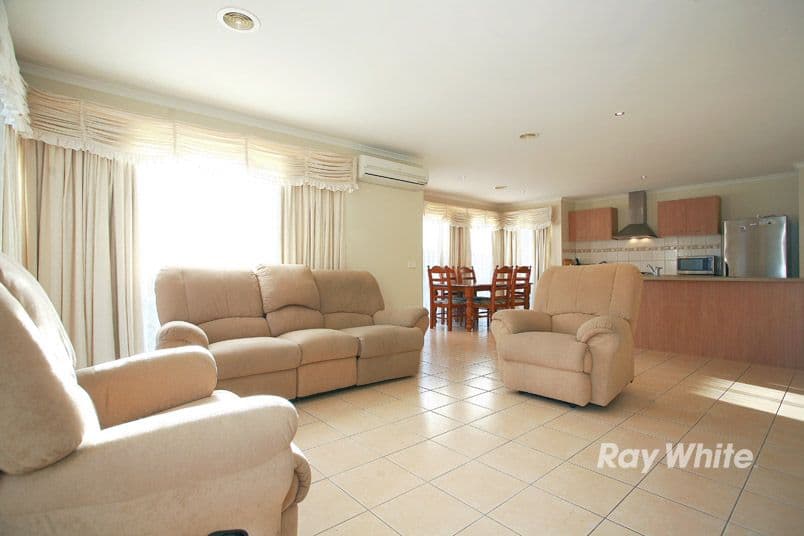 47 Briarcrest Drive, CRANBOURNE EAST VIC 3977, Cranbourne East - Thumbnail 7