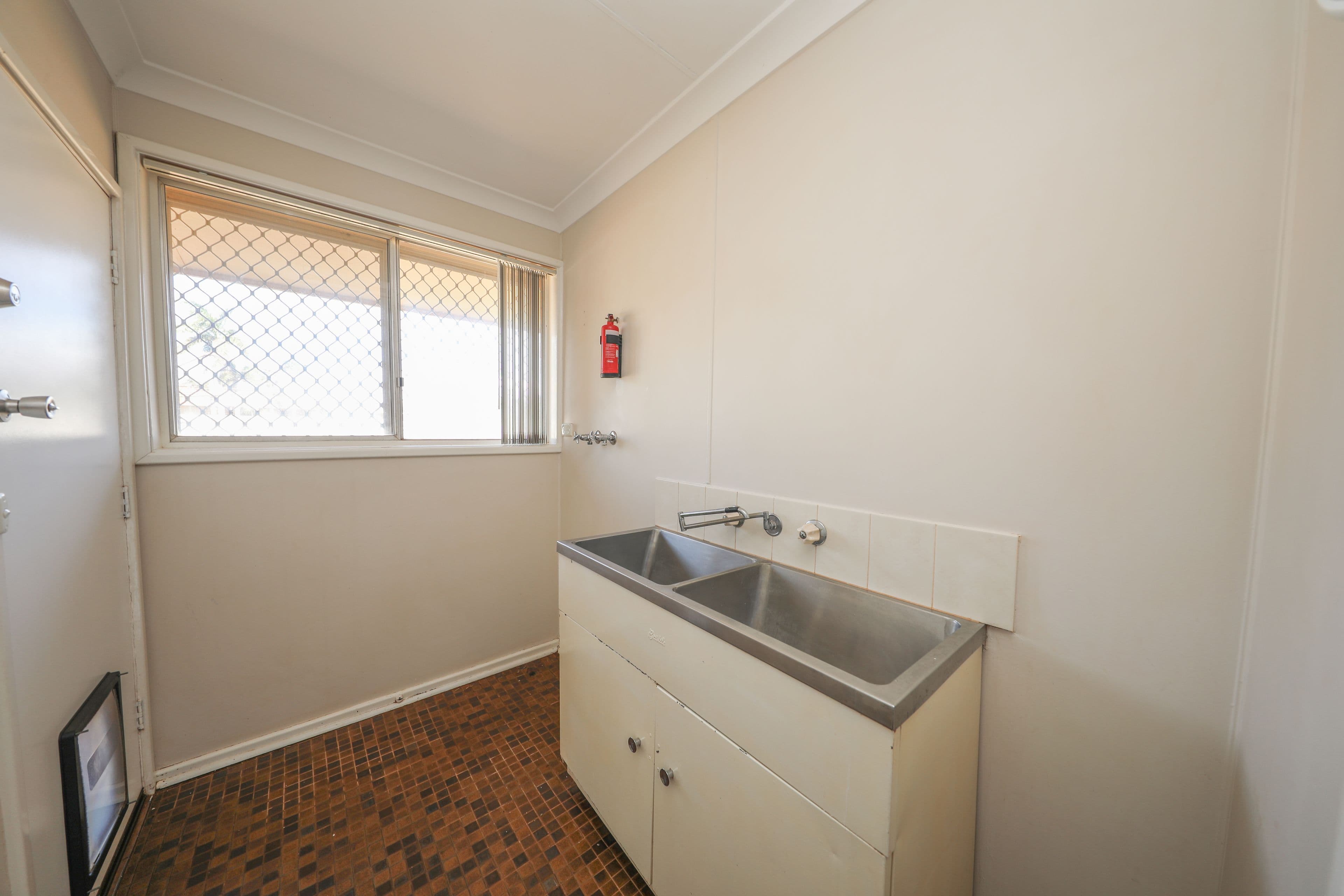 2 Hannan Crescent, Dampier WA 6713, Dampier - Thumbnail 5