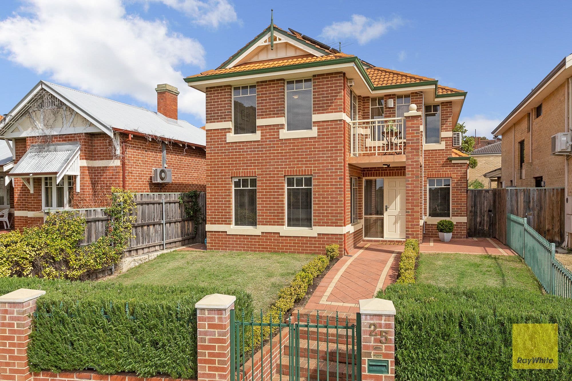 25 Edinboro Street, Mount Hawthorn WA 6016, Mount Hawthorn - Image 1