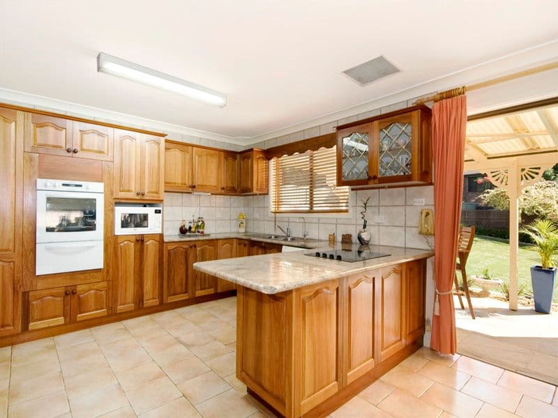 1 Loretta Avenue, COMO NSW 2226, Como - Thumbnail 5