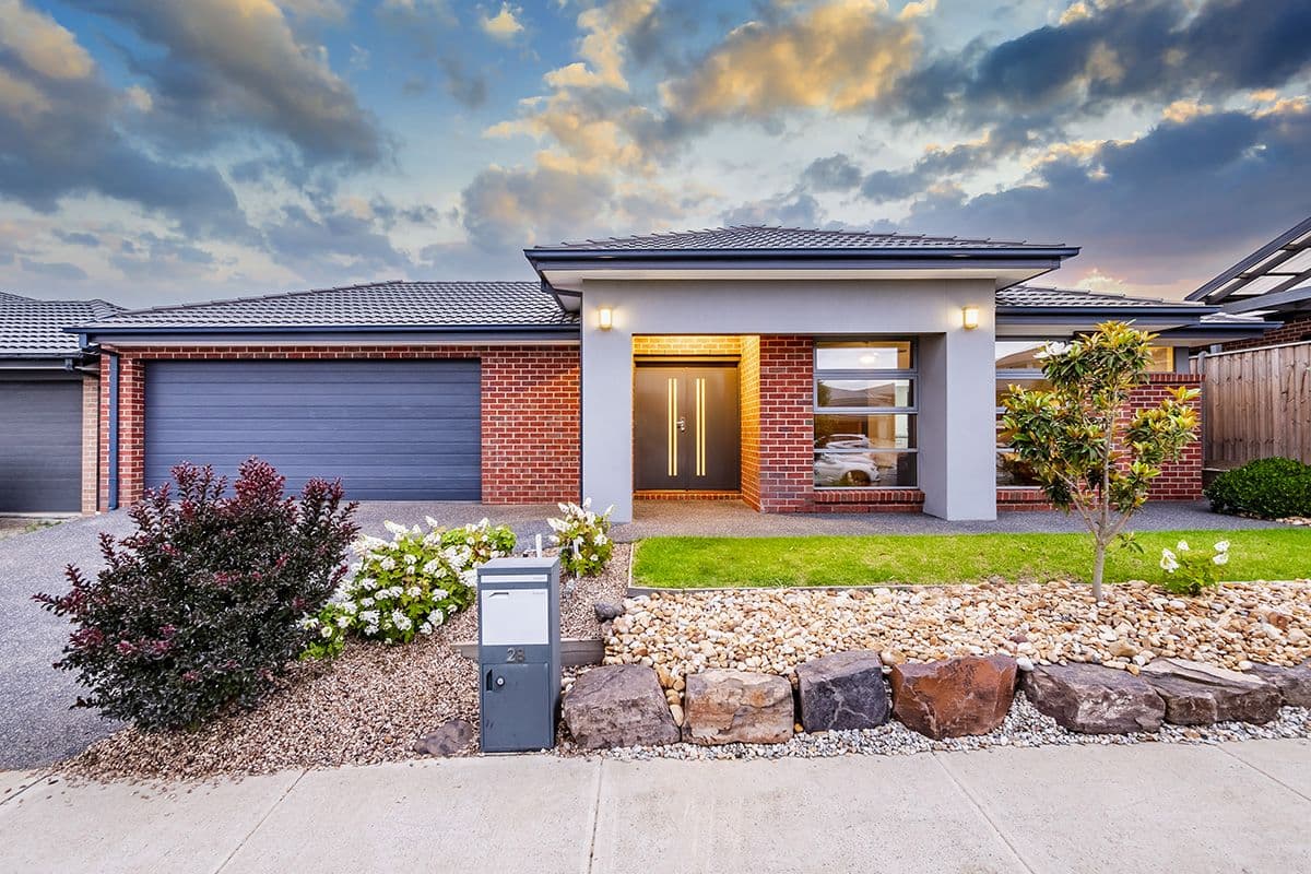 28 Ramlegh Boulevard, Clyde North VIC 3978, Clyde North - Image 1