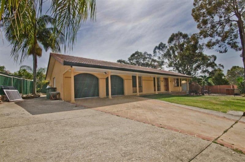 8 Beauty Point Drive, ROBINA QLD 4226, Robina - Thumbnail 3