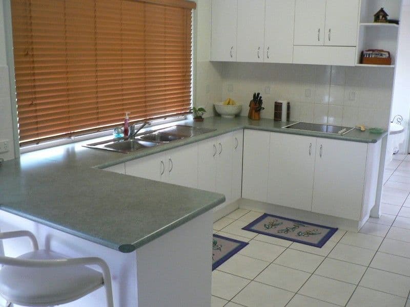31 Geoffrey Thomas Drive, TANNUM SANDS QLD 4680, Tannum Sands - Thumbnail 6