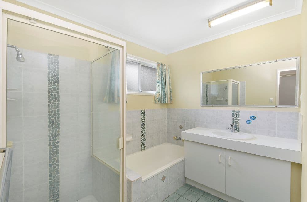 16 Leigh Street, Deception Bay QLD 4508, Deception Bay - Thumbnail 8