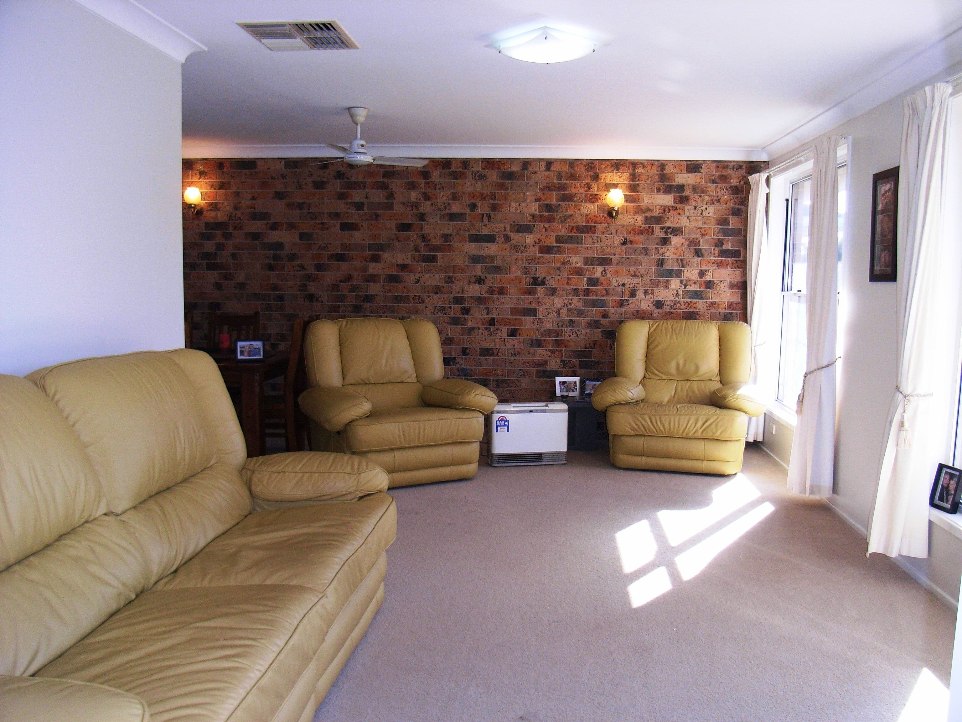 9 Mullumbimby Close, TAMWORTH NSW 2340, Tamworth - Thumbnail 2
