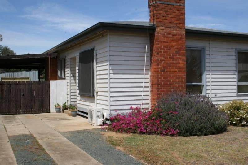 43 McKenzie, ROCHESTER VIC 3561, Rochester - Image 1