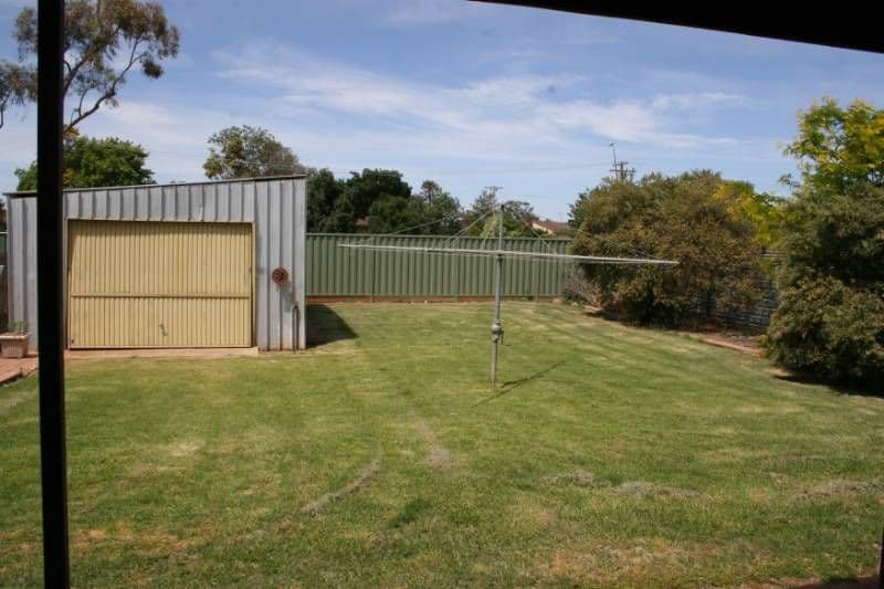 43 McKenzie, ROCHESTER VIC 3561, Rochester - Thumbnail 4