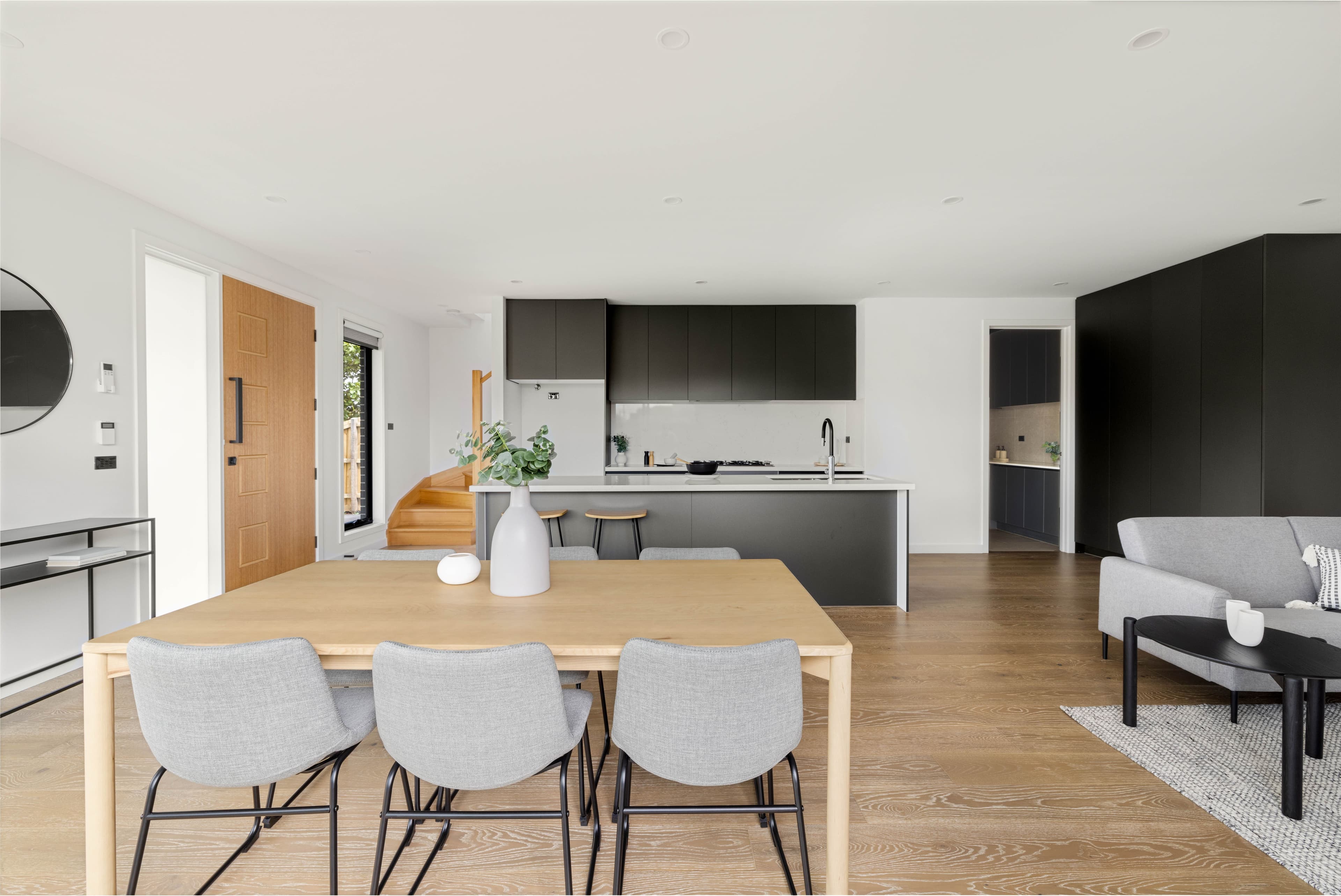 19 Thomas Street, Airport West VIC 3042, Airport West - Thumbnail 4