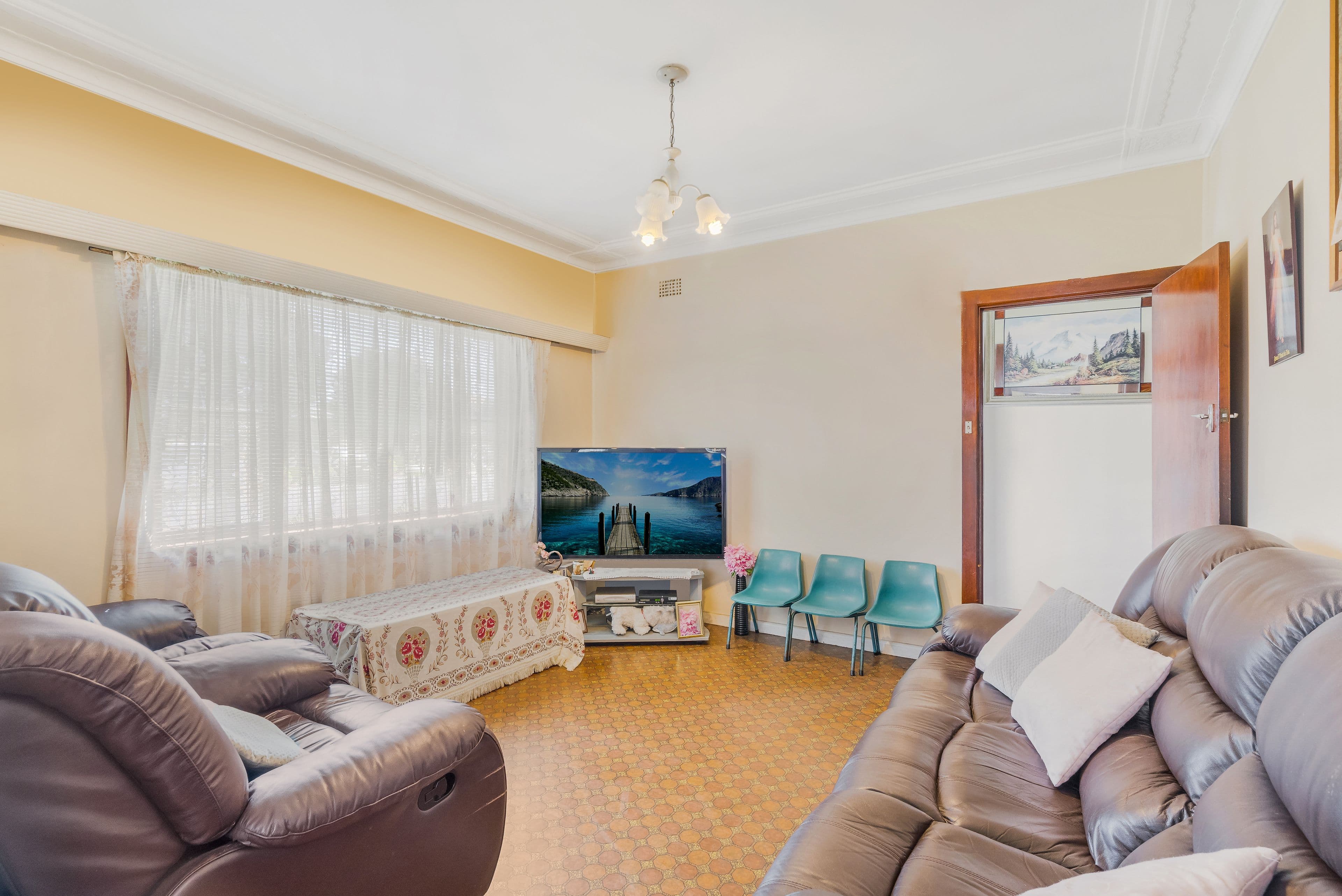 161 Hamilton Road, Fairfield NSW 2165, Fairfield - Thumbnail 3
