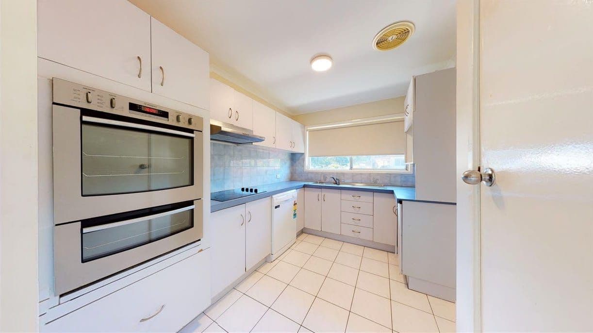 33 Ranchwood Avenue, Browns Plains QLD 4118, Browns Plains - Thumbnail 4