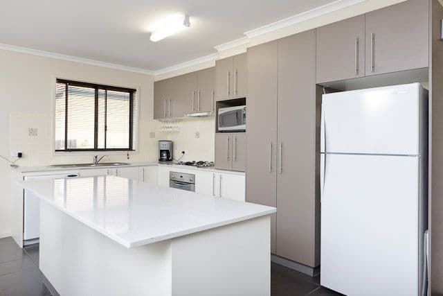 11 Overbury Street, DUNLOP ACT 2615, Dunlop - Thumbnail 4