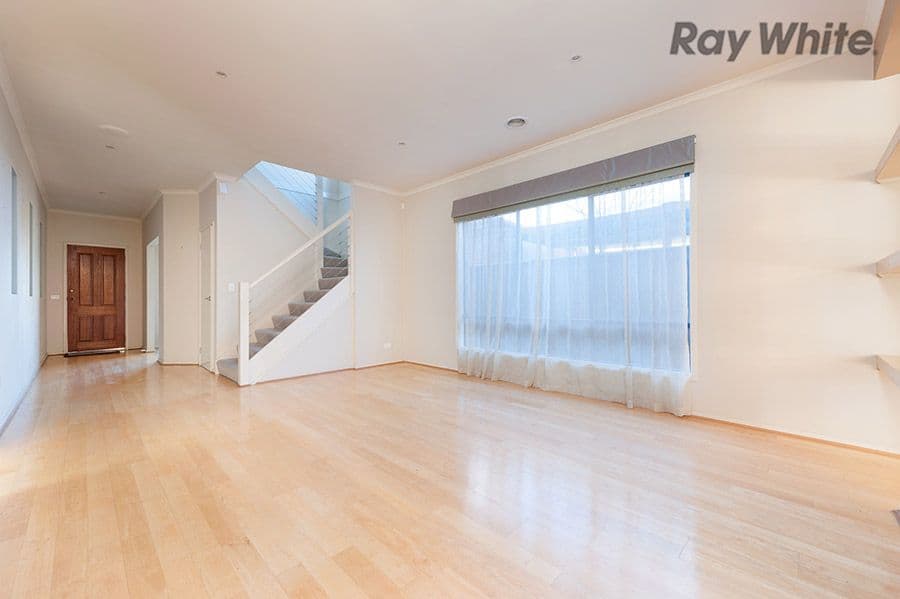 14 Cassan Way, Caroline Springs VIC 3023, Caroline Springs - Thumbnail 3