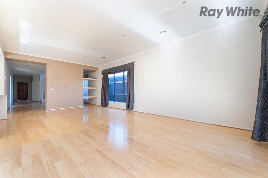 14 Cassan Way, Caroline Springs VIC 3023, Caroline Springs - Thumbnail 6