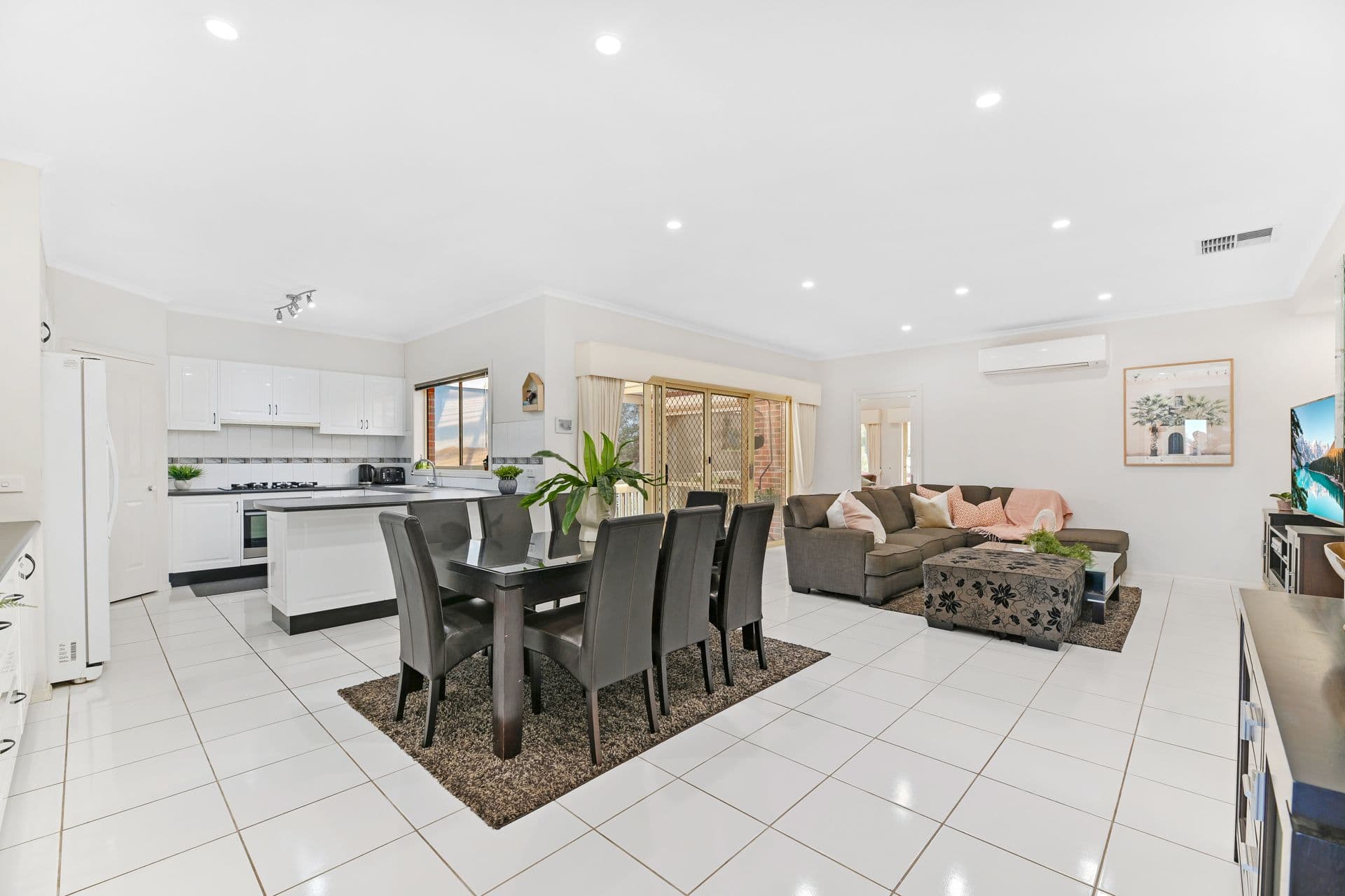 12 Tennyson Close, Berwick VIC 3806, Berwick - Thumbnail 6