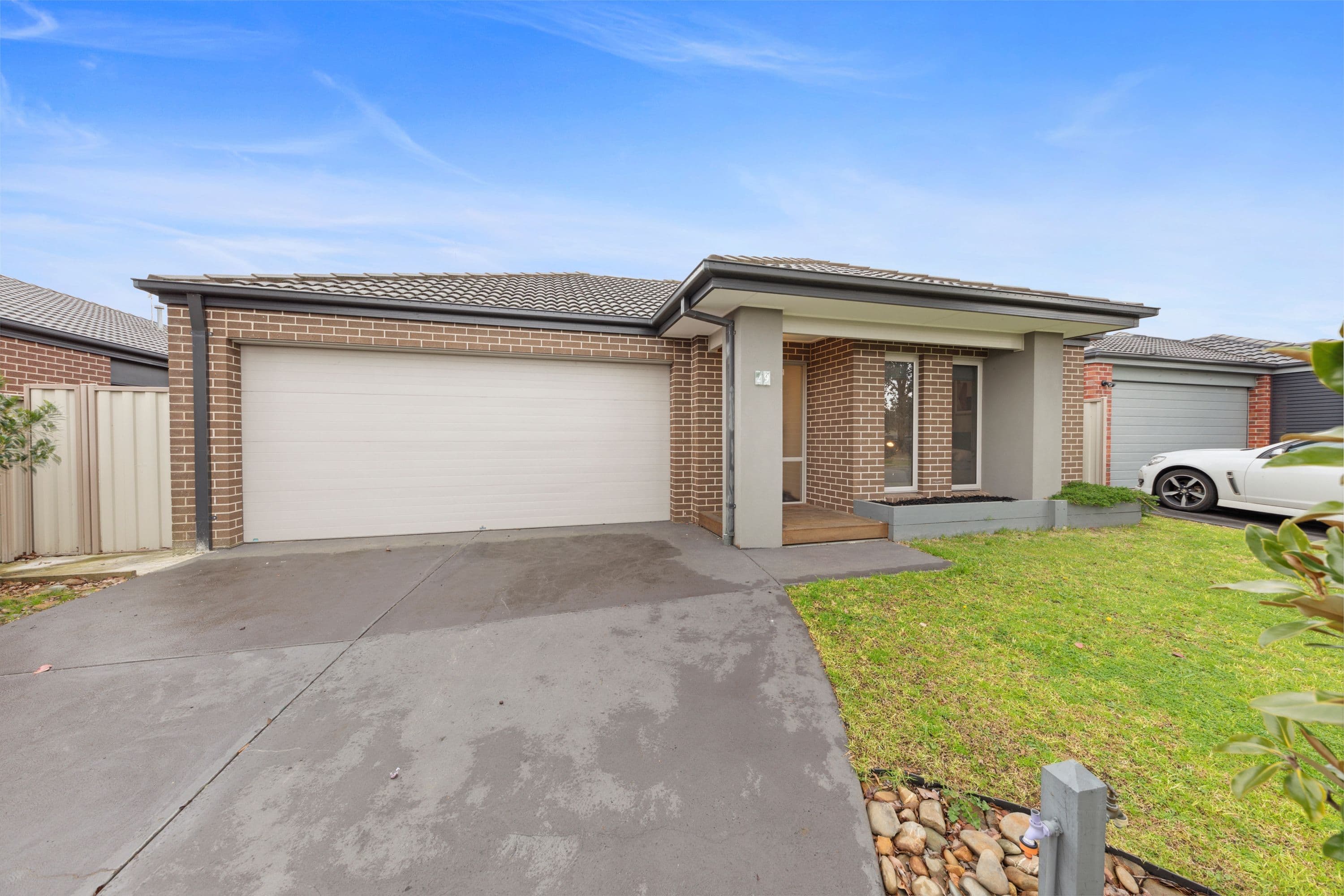 29 Willowtree Drive, Pakenham VIC 3810, Pakenham - Thumbnail 2