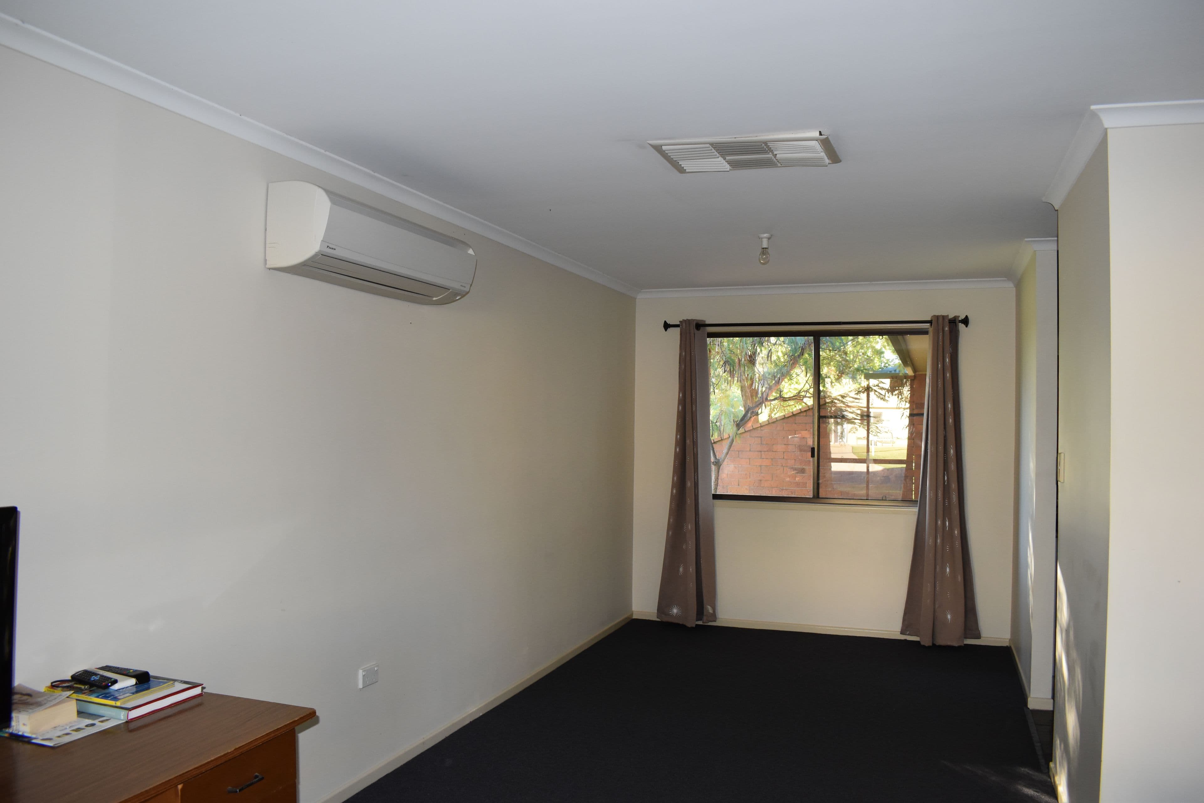 9 Egan Street, Emerald QLD 4720, Emerald - Thumbnail 4