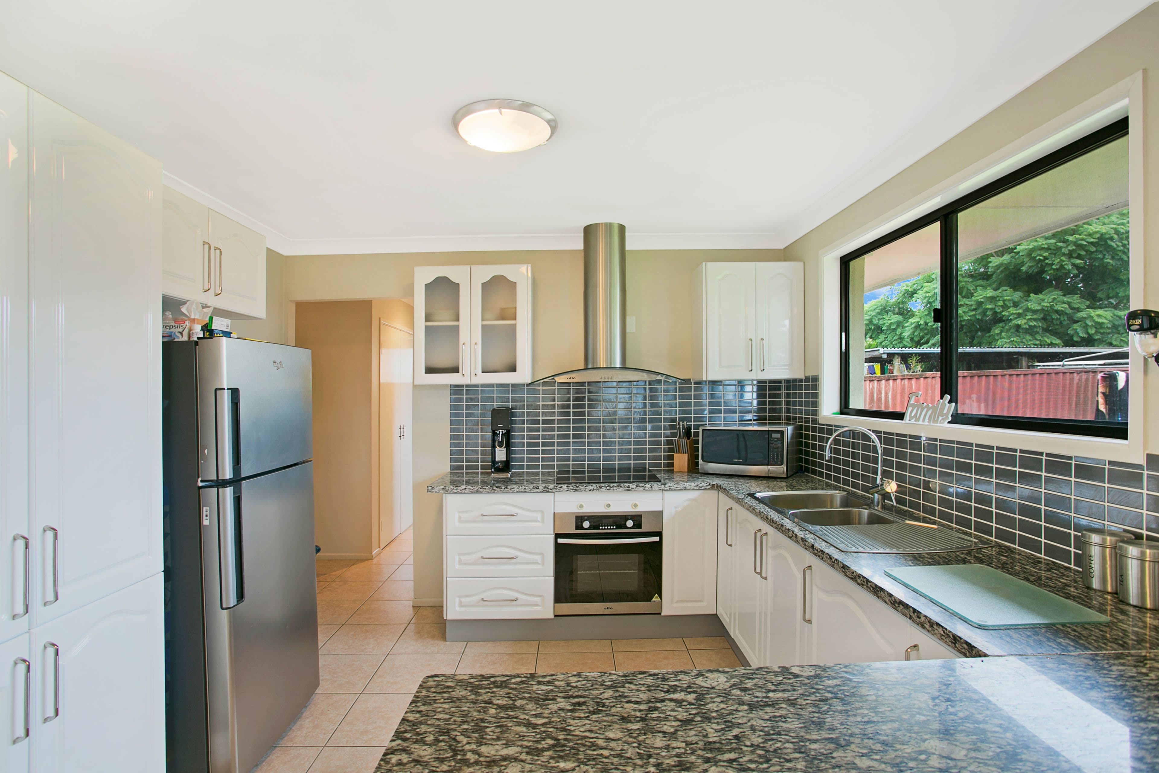 27 Quelch Street, Rockville QLD 4350, Rockville - Thumbnail 2