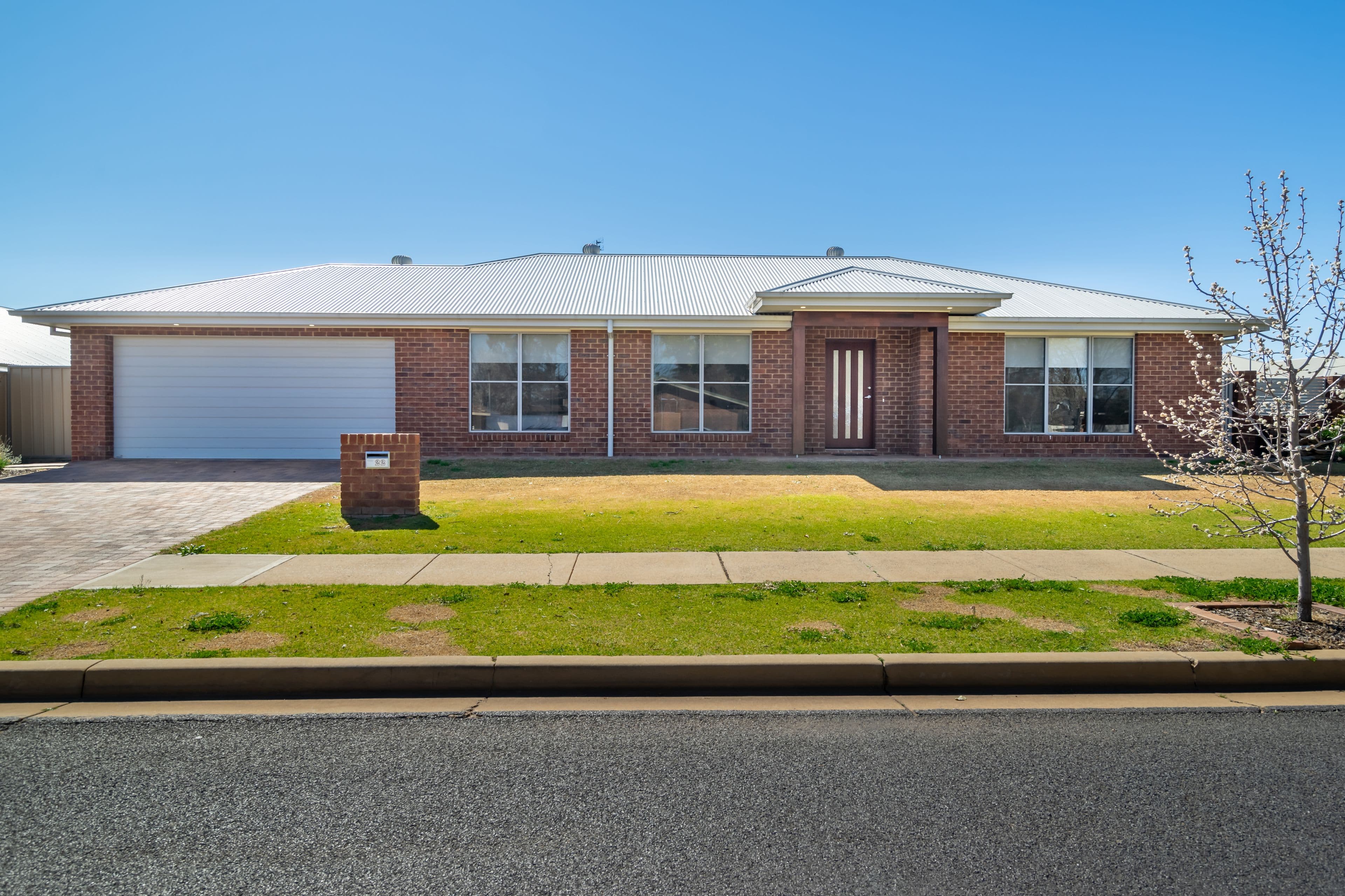 22 Hammond Street, Dubbo - Image 1