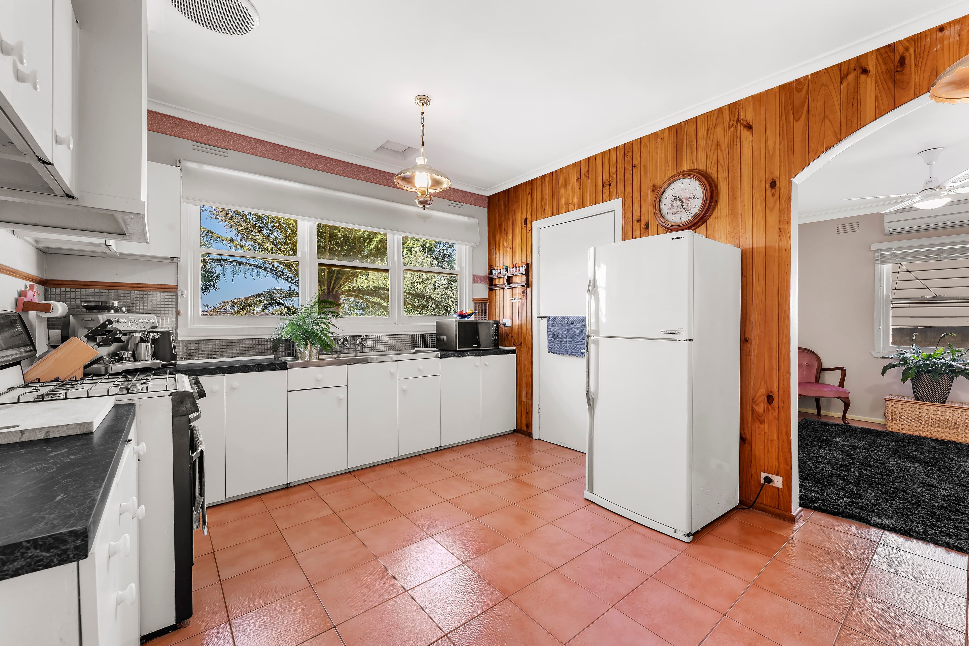 19 Dunvegan Crescent, Macleod VIC 3085, Macleod - Thumbnail 3