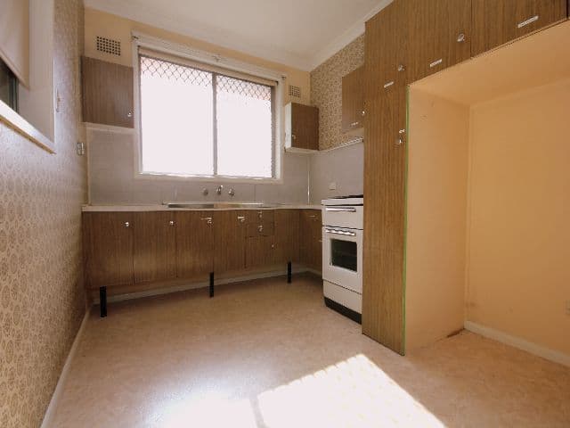 10 Pobje Avenue, BIRRONG NSW 2143, Birrong - Thumbnail 2