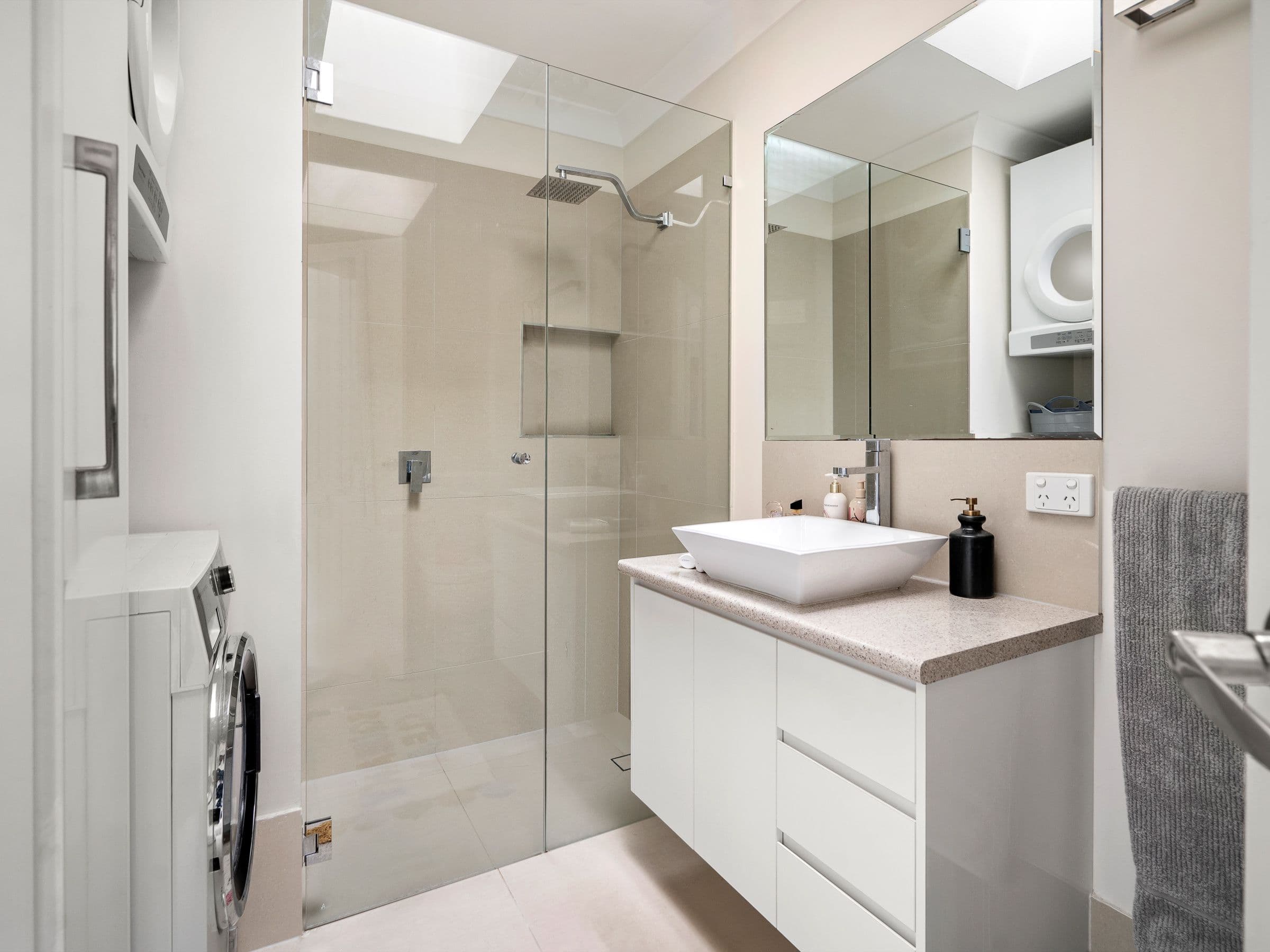 327 Cornwall Street, Greenslopes QLD 4120, Greenslopes - Thumbnail 8