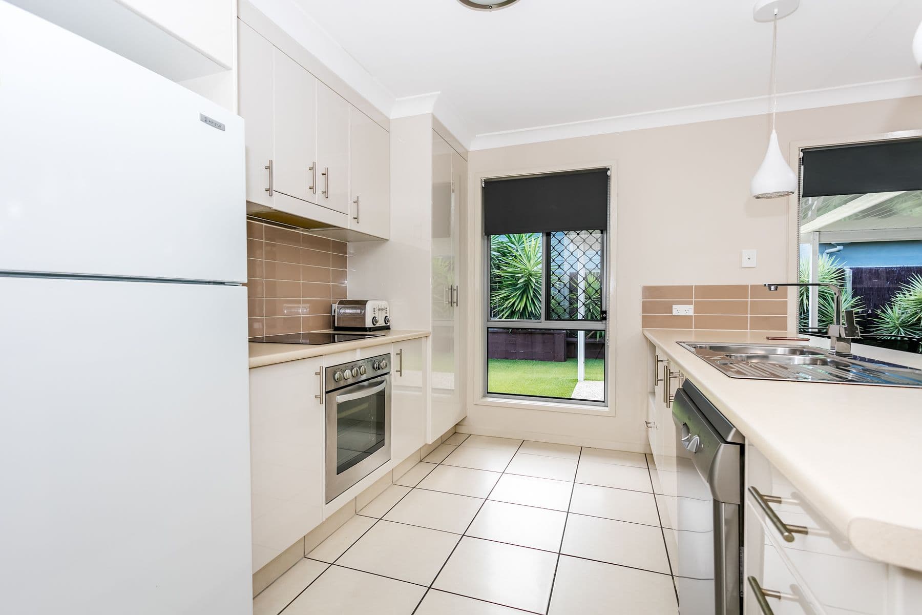 30 Stoneleigh Way, Holmview QLD 4207, Holmview - Thumbnail 8