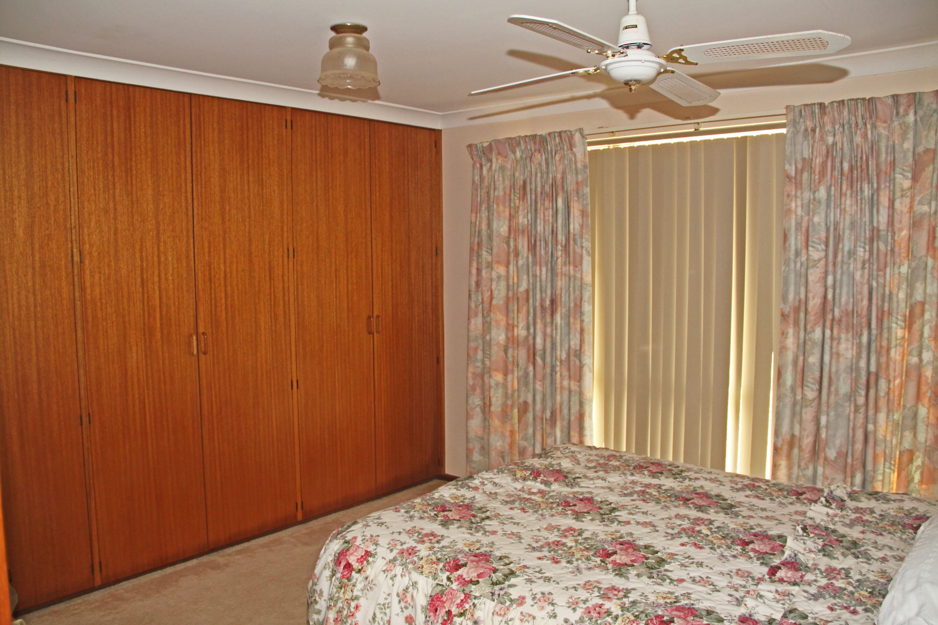 8 Ringtail Close, Lakewood - Thumbnail 3