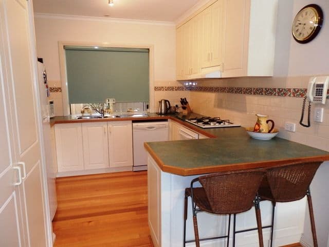 13 Gwyder Court, ECHUCA VIC 3564, Echuca - Thumbnail 3