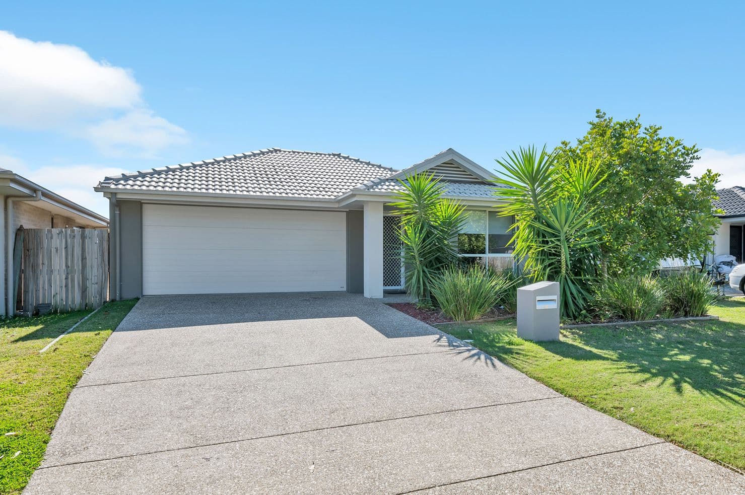 5 Snowden Crescent, Willow Vale QLD 4209, Willow Vale - Image 1