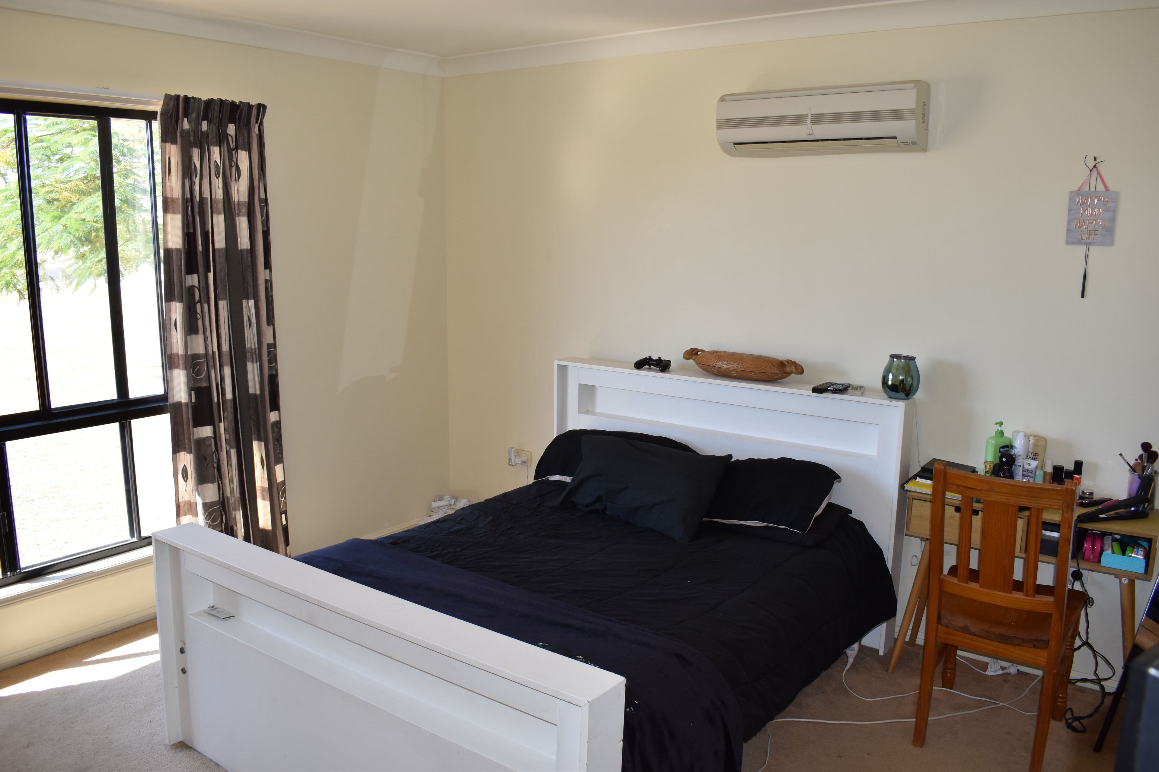 143 Opal Street, Emerald QLD 4720, Emerald - Thumbnail 6