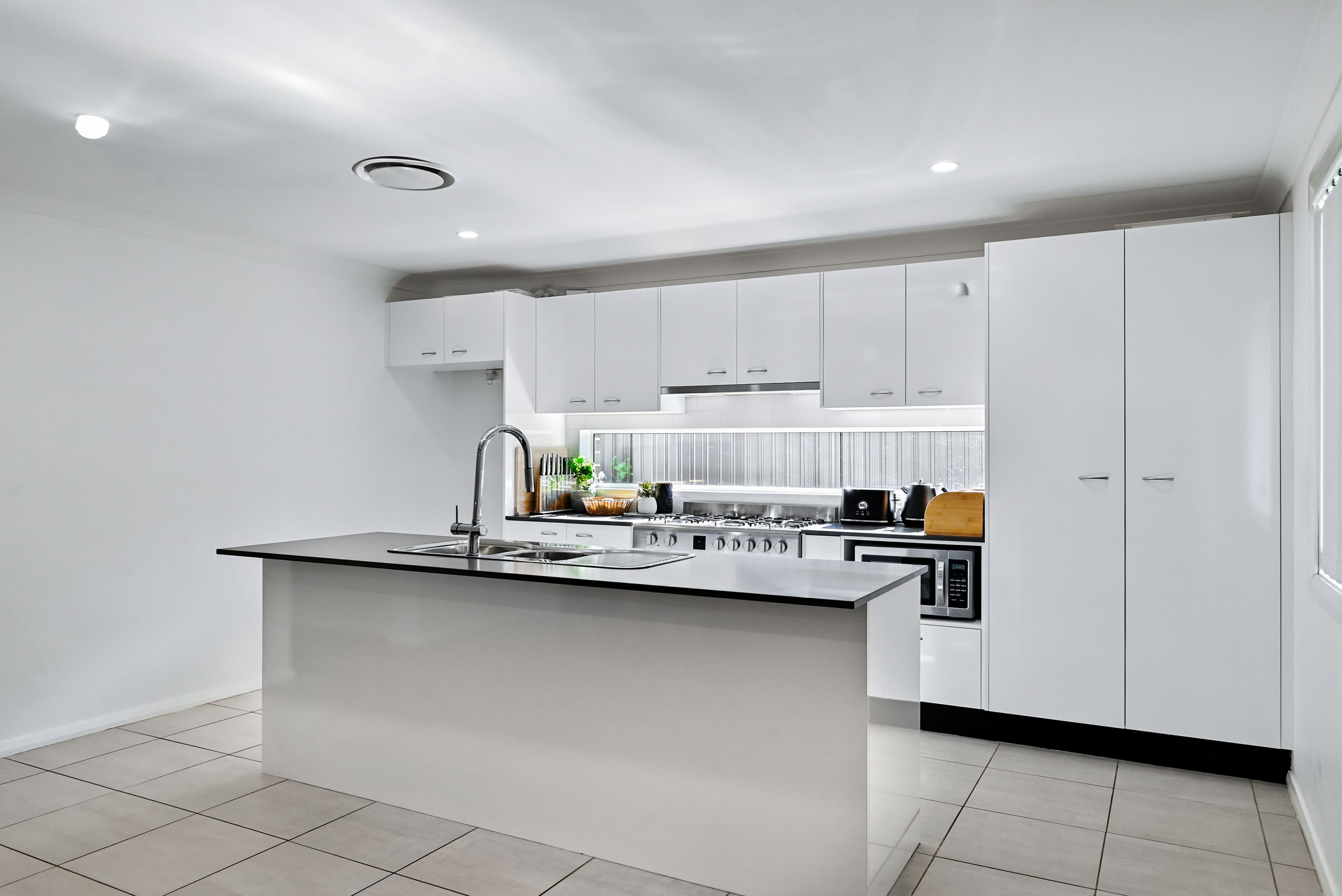 21 Geddes Street, Spring Farm NSW 2570, Spring Farm - Thumbnail 4