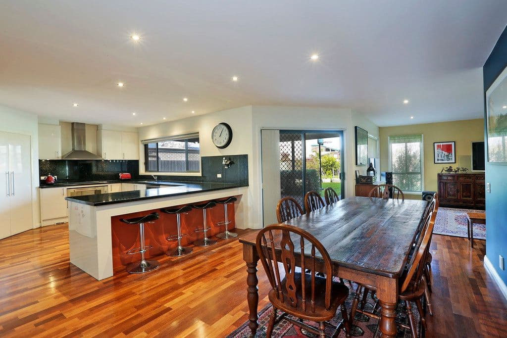 25 Benjamin Court, Ocean Grove VIC 3226, Ocean Grove - Thumbnail 3