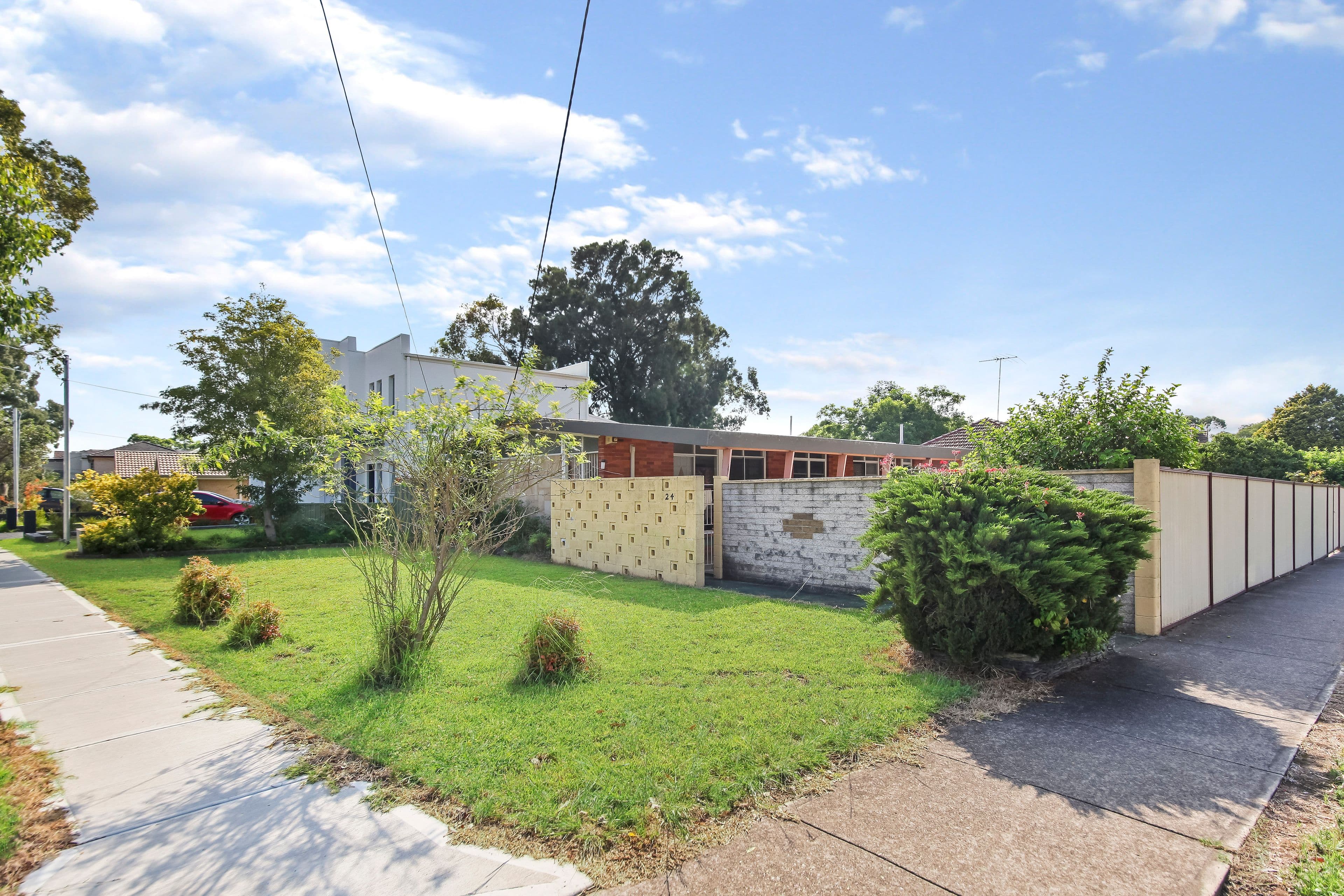 24 Broe Avenue, East Hills - Thumbnail 2