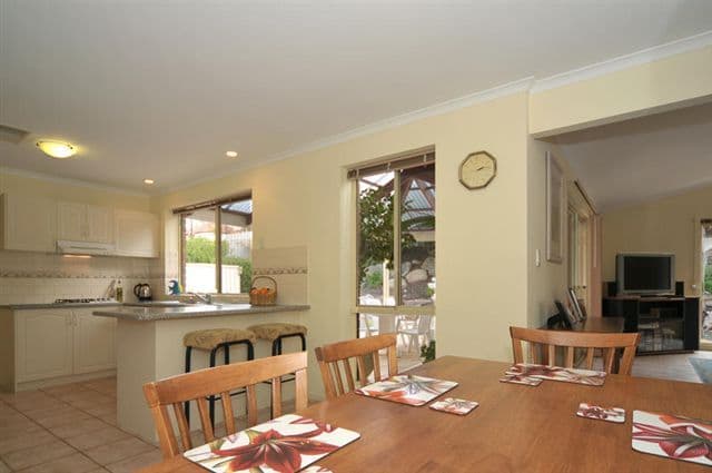 17 Partridge Court, GOLDEN GROVE SA 5125, Golden Grove - Thumbnail 4