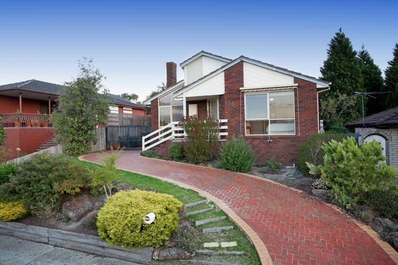 15  Evonne Court, ENDEAVOUR HILLS VIC 3802, Endeavour Hills - Image 1