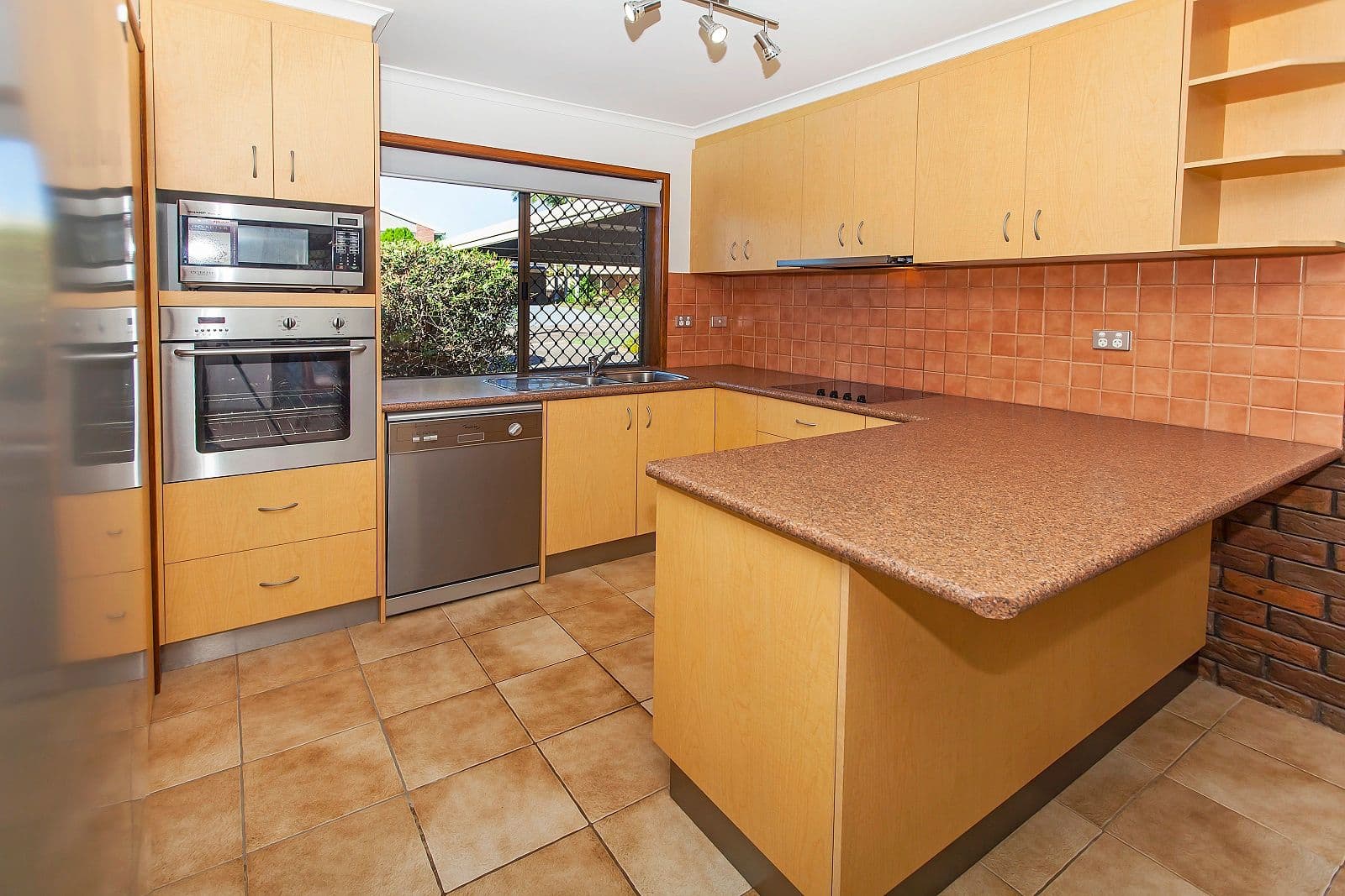 1 Rea Court, COLLINGWOOD PARK QLD 4301, Collingwood Park - Thumbnail 7