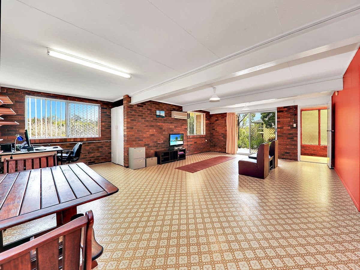 4 Feint Street, Everton Park QLD 4053, Everton Park - Thumbnail 2