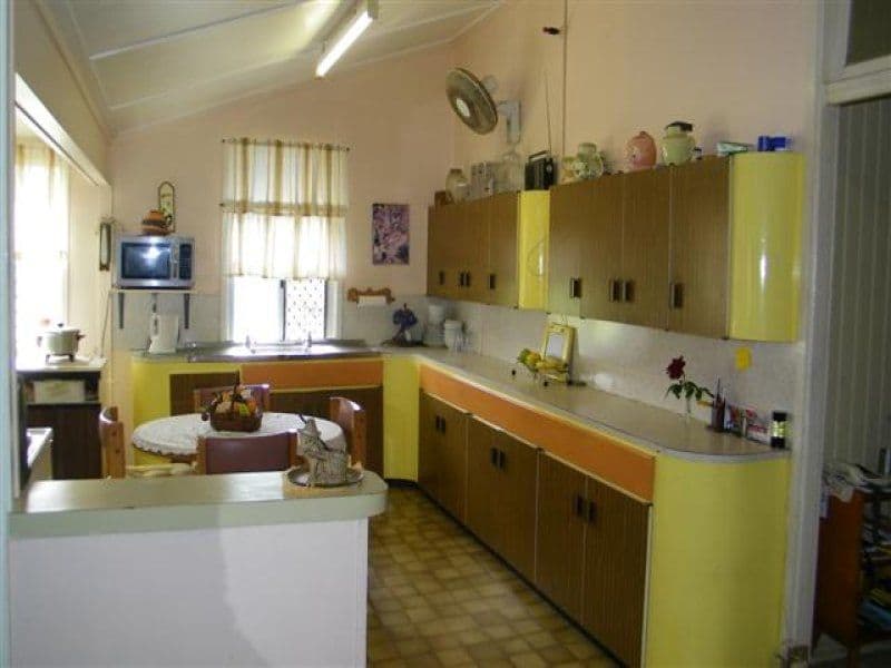 12 Leonard Street, SOUTH GLADSTONE QLD 4680, South Gladstone - Thumbnail 4