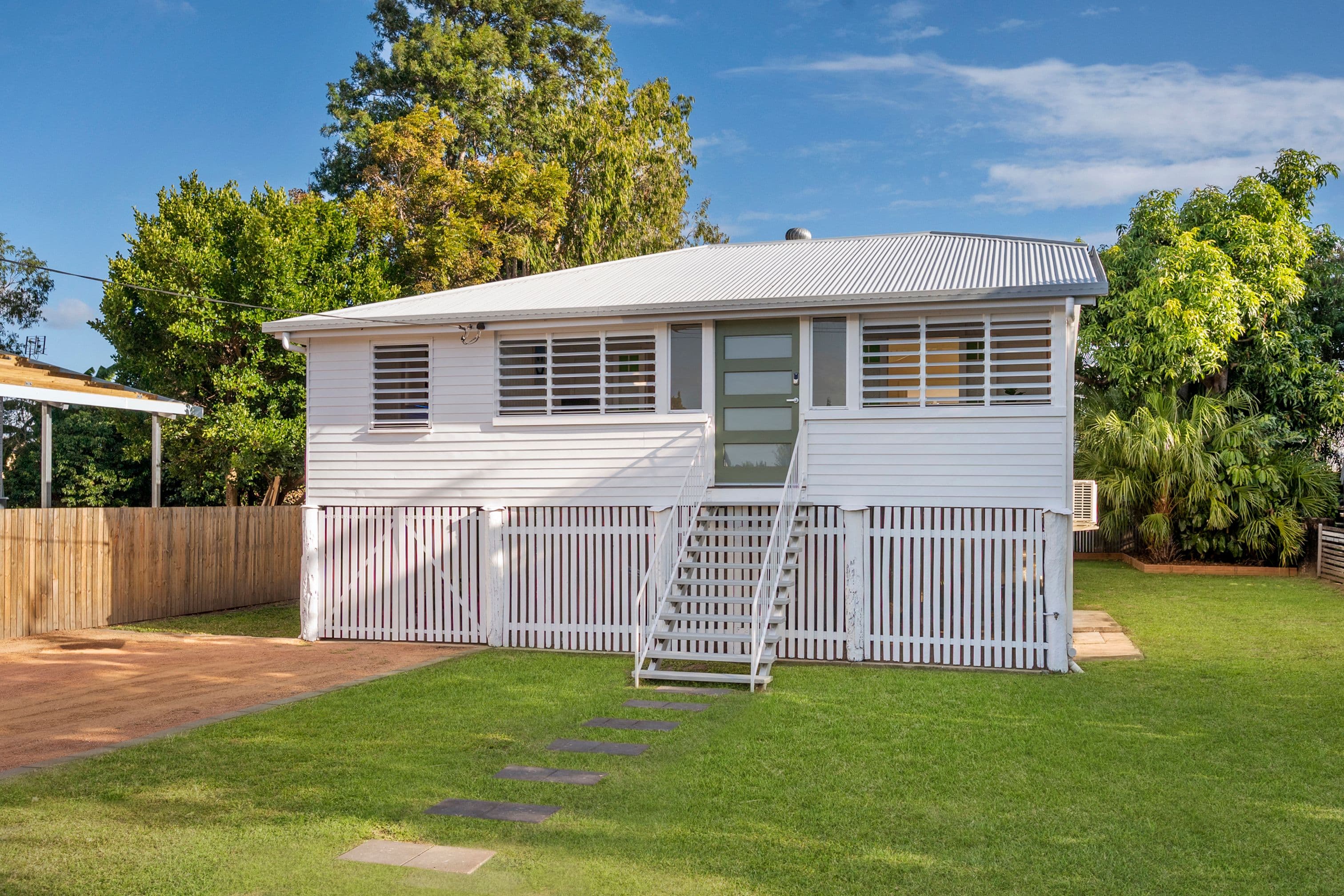 14 Hughes Street, Hermit Park QLD 4812, Hermit Park - Image 1