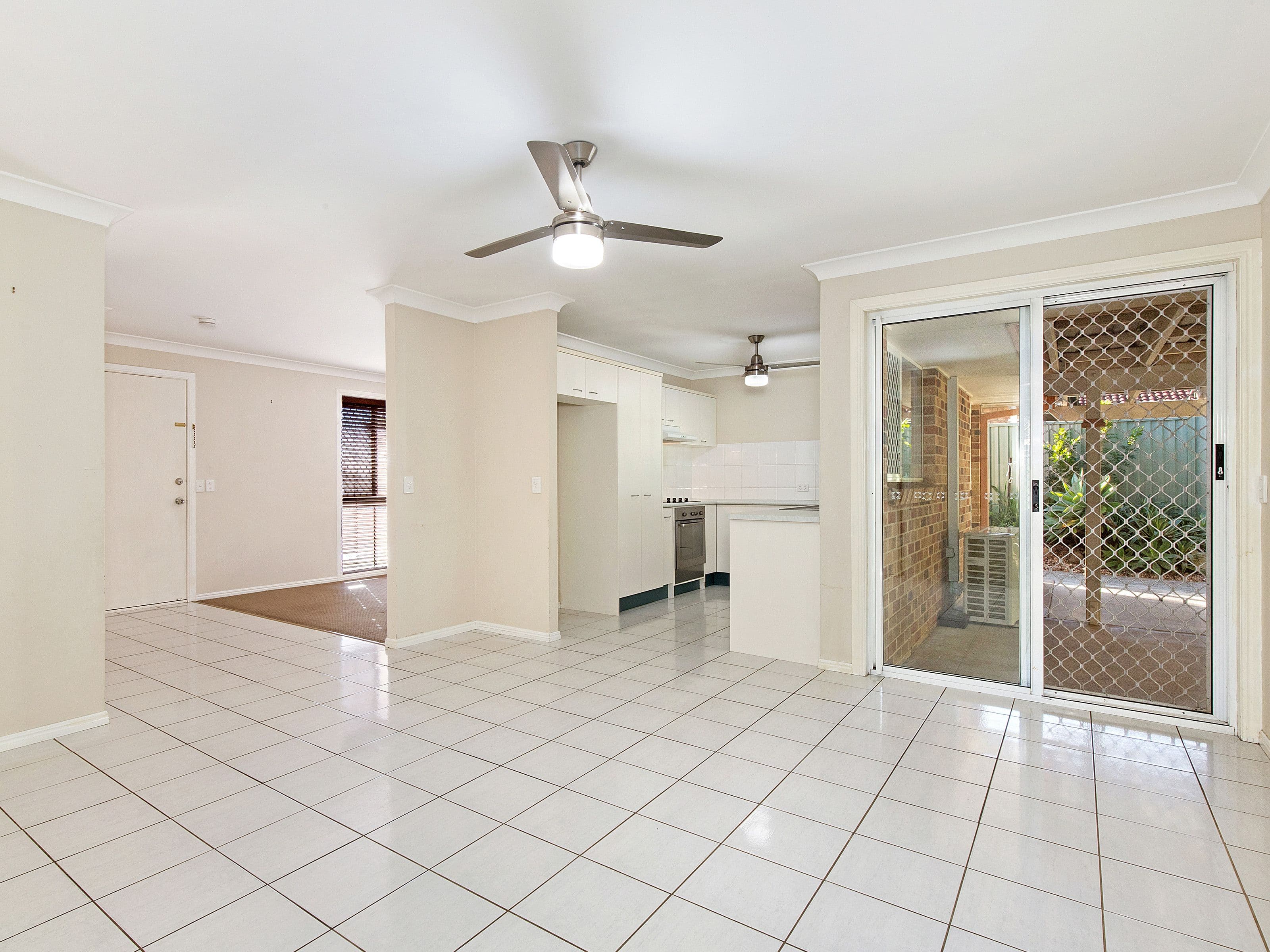 15 Rivervista Court, Eagleby QLD 4207, Eagleby - Thumbnail 4