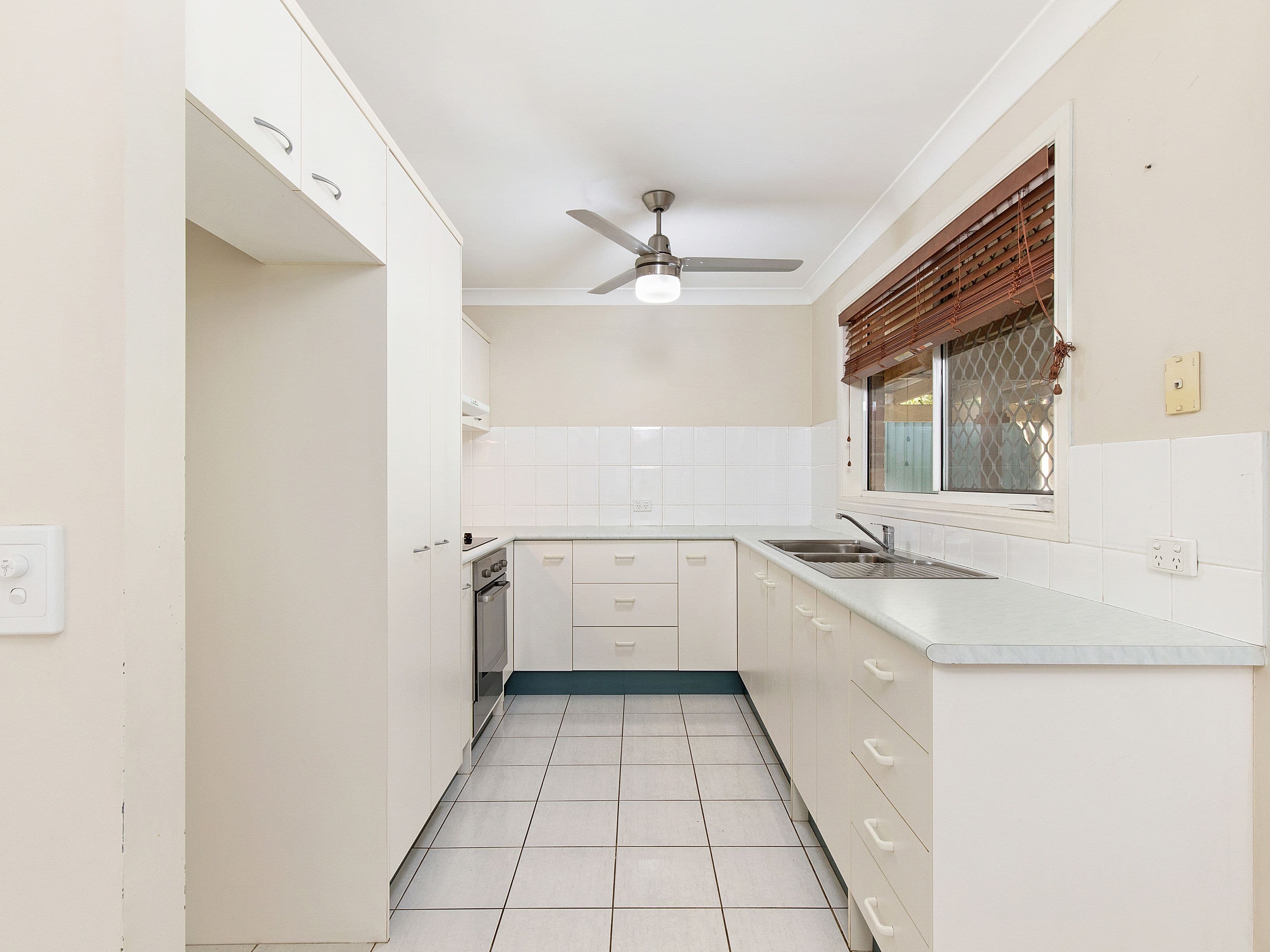 15 Rivervista Court, Eagleby QLD 4207, Eagleby - Thumbnail 6