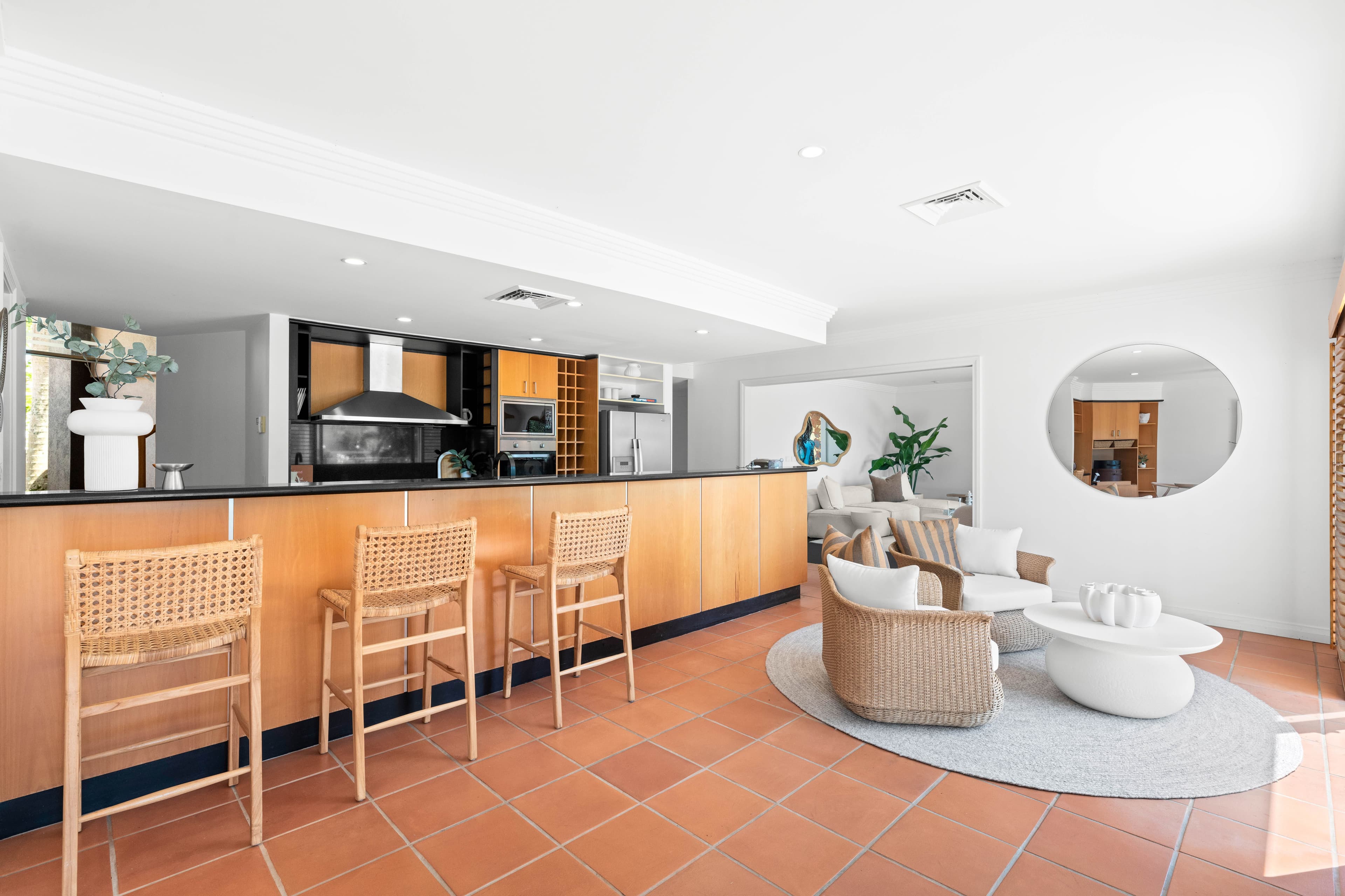 92 Edinburgh Road, Benowa Waters QLD 4217, Benowa - Thumbnail 8