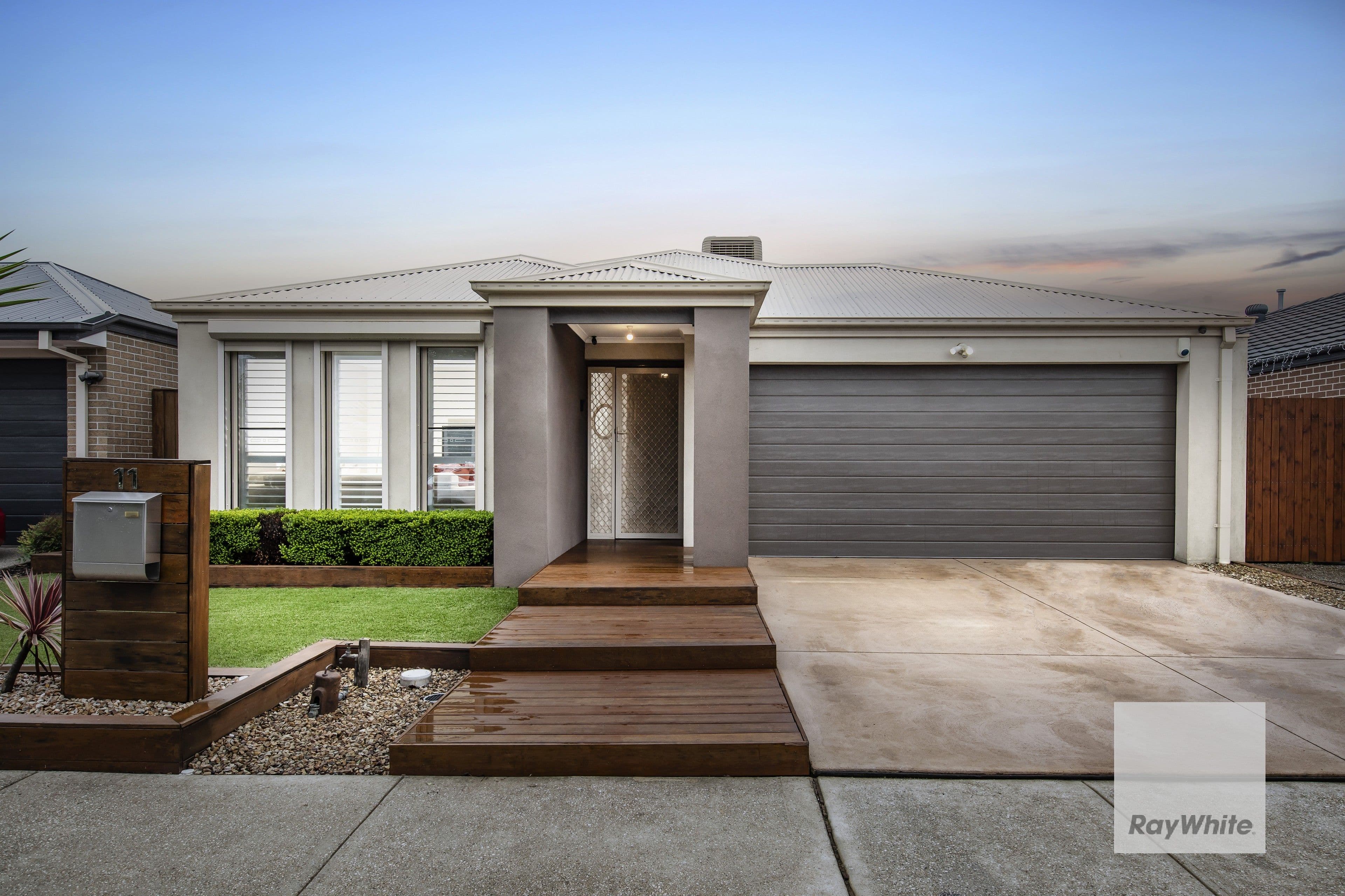 11 Rutherford Avenue, FRASER RISE VIC 3336, Fraser Rise - Image 1