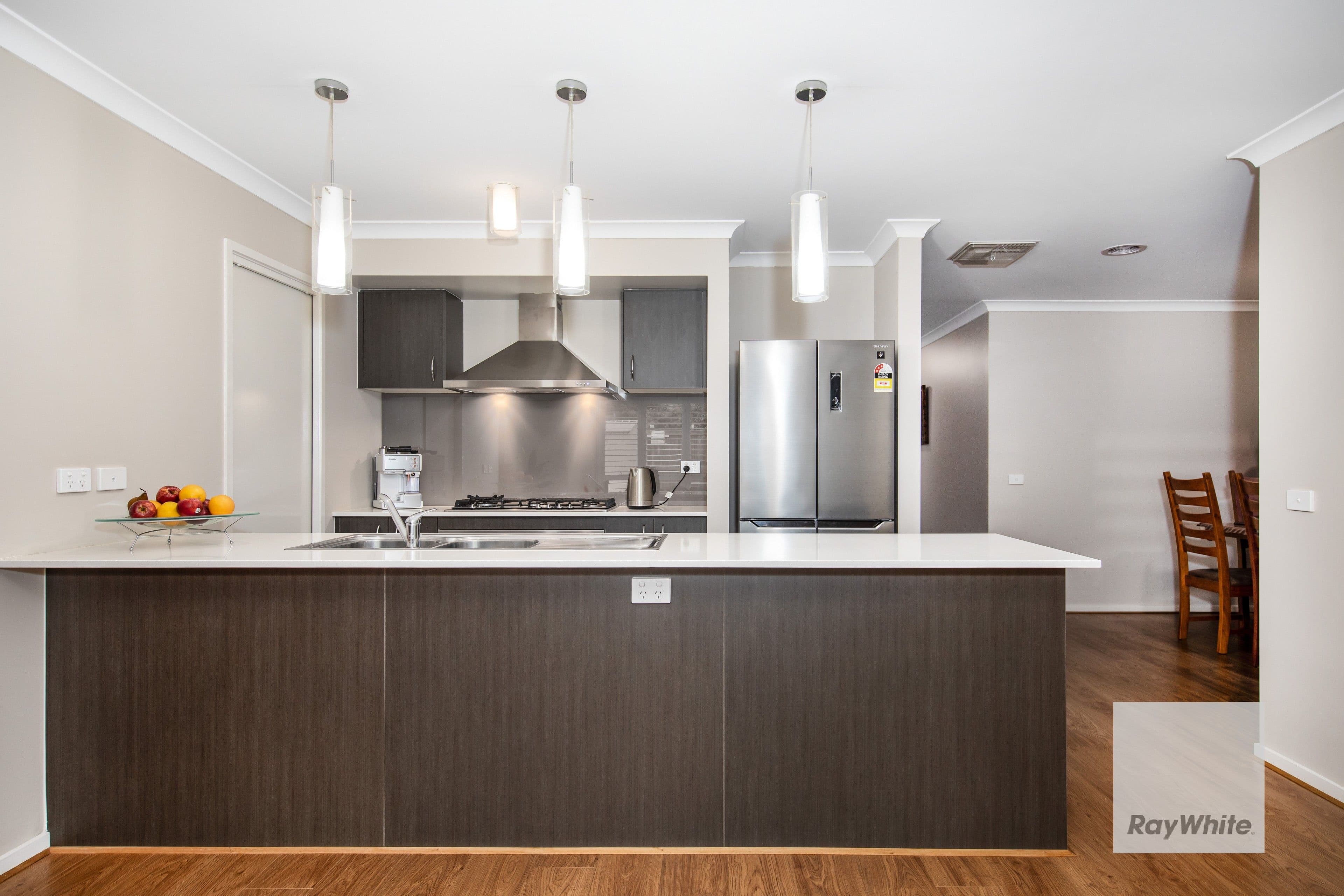 11 Rutherford Avenue, FRASER RISE VIC 3336, Fraser Rise - Thumbnail 2